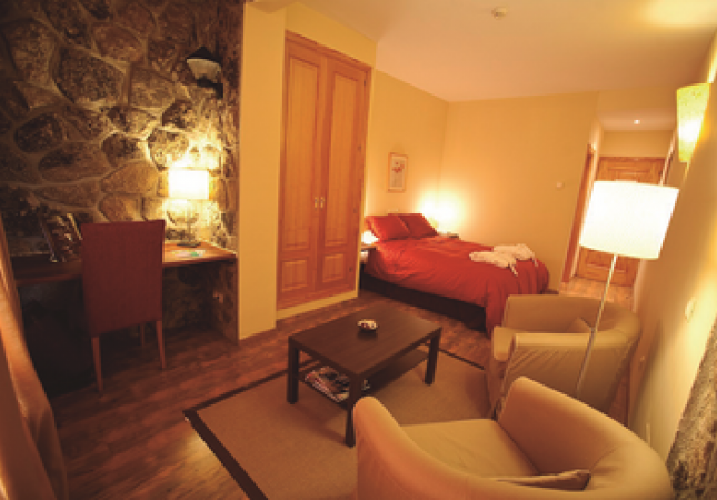Las mejores habitaciones en Hotel La Sierra by Selecta . El entorno más romántico con nuestro Spa y Masaje en Madrid